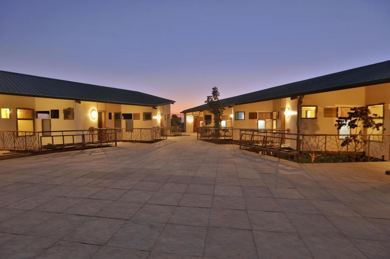 Tadoba Jungle Camp Hotel Mohurli Екстериор снимка